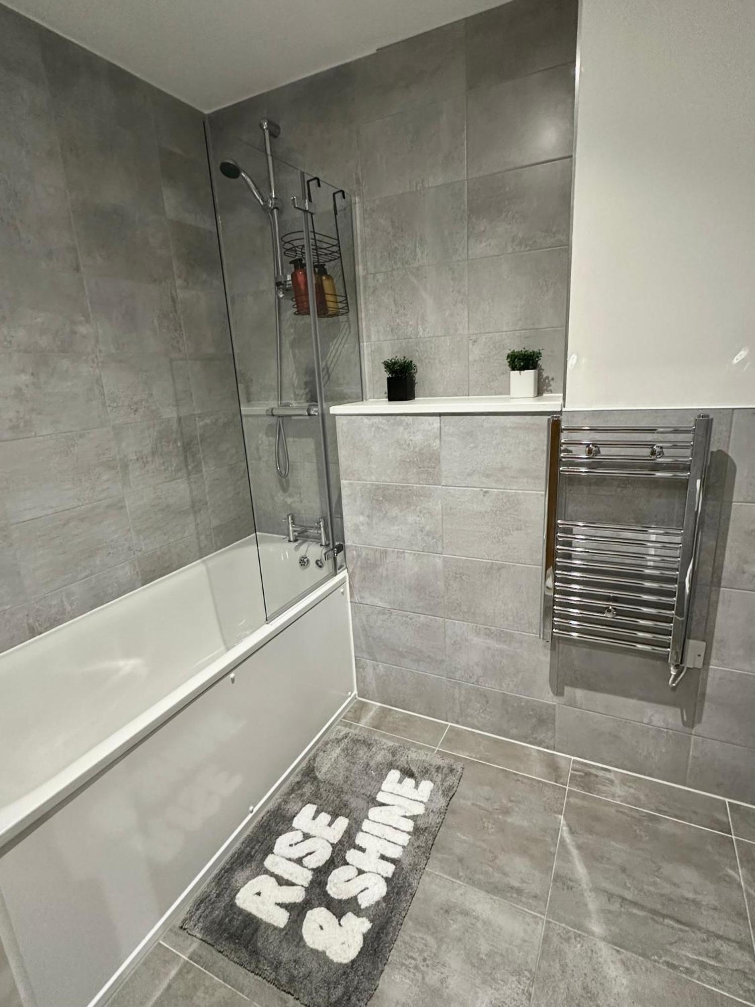 Stylish Haven With Ample Space *